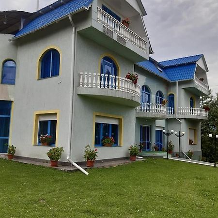 Casa Albastra Hotell Drumu Carului Eksteriør bilde