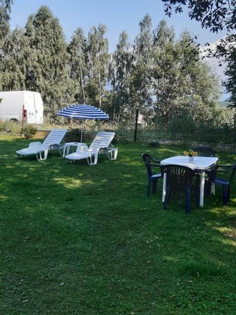 Casa Albastra Hotell Drumu Carului Eksteriør bilde